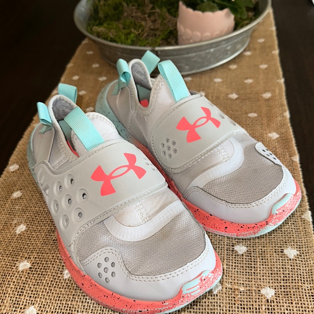 Under Armour slip on running shoes